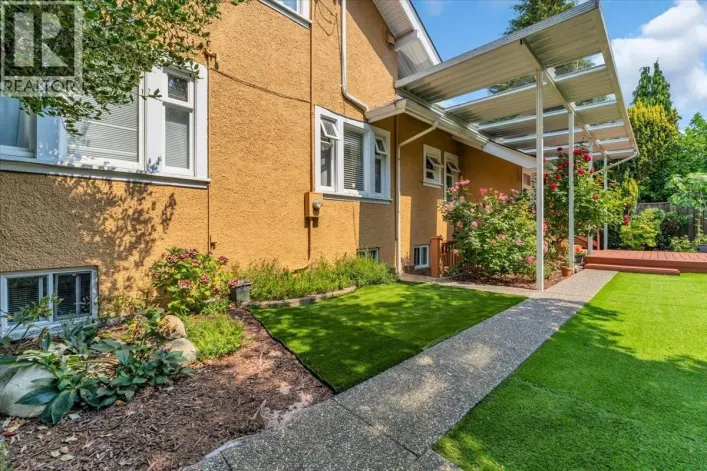 1476 W 33RD AVENUE, Vancouver