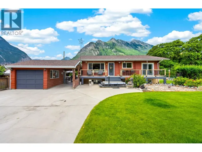 House for sale: 1477 Main Street, Lillooet