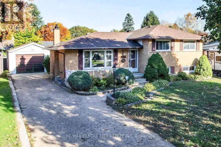 1478 GLENGARRY AVENUE, London North