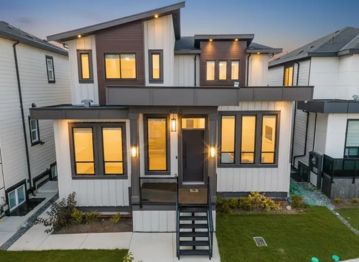 14785 68A AVENUE, Surrey