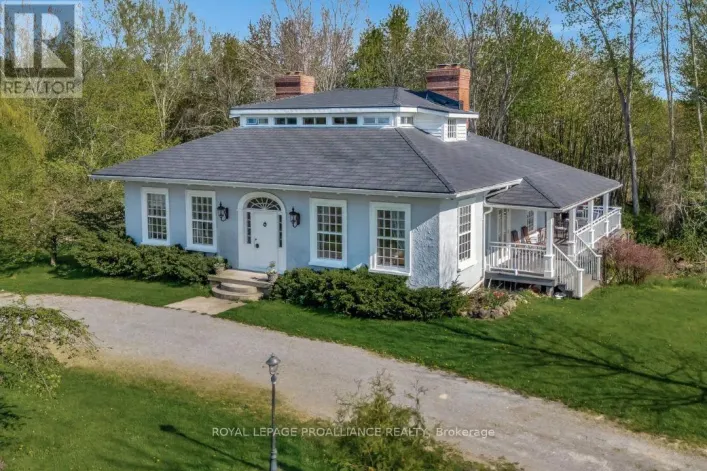 House for sale: 1479 LAKESIDE DRIVE, Prince Edward County