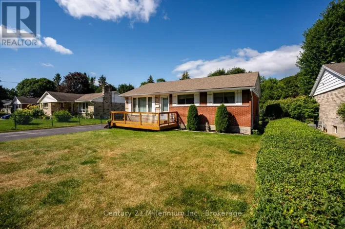 148 7TH AVENUE E, Owen Sound