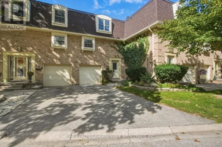 148 - 900 POND VIEW ROAD, London South