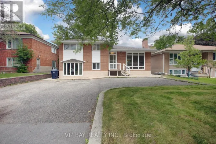 148 BETTY ANN DRIVE, Toronto