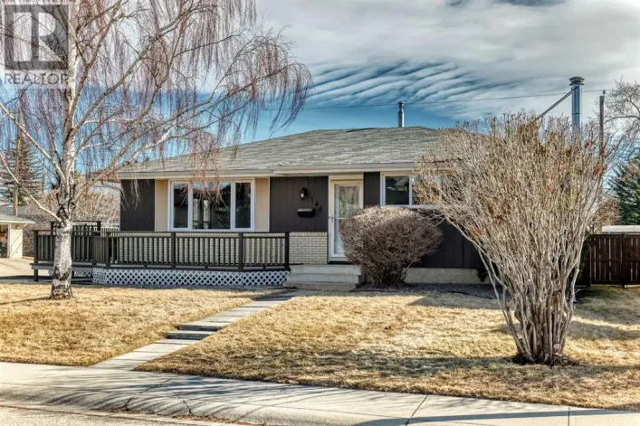 148 Huntridge Road NE, Calgary