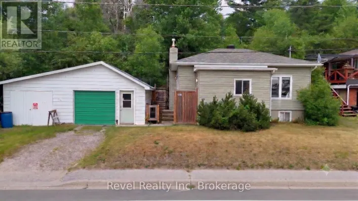 148 MAIN STREET S, Callander