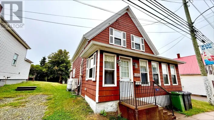 148 MAIN Street, Souris