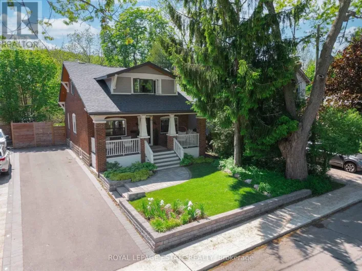 148 SCARBORO CRESCENT, Toronto