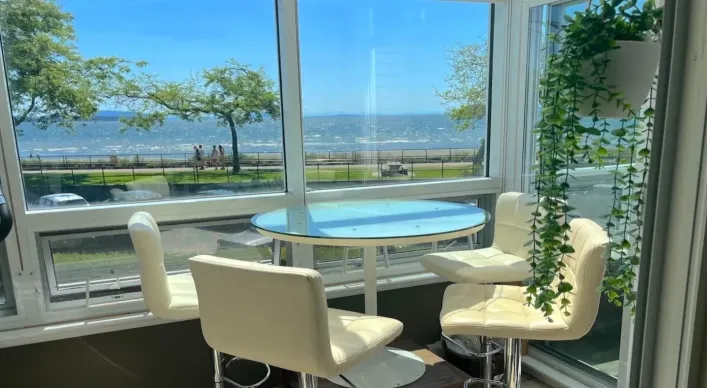 14831 MARINE DRIVE, White Rock