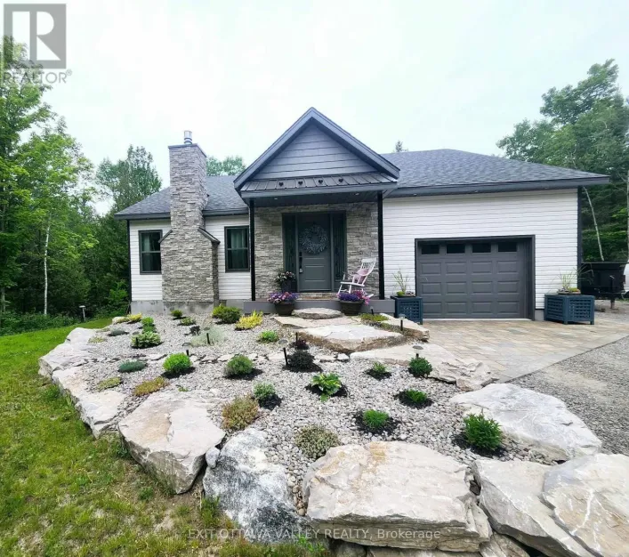 1485 RAPID ROAD, Whitewater Region