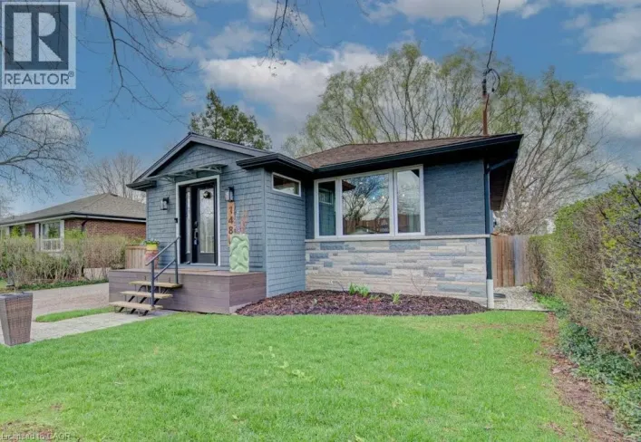 1486 AUGUSTINE Drive, Burlington
