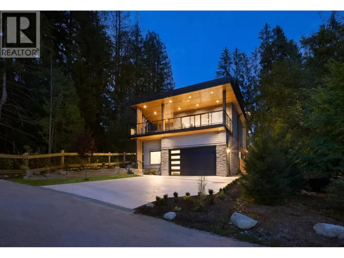 1486 COAST MERIDIAN ROAD, Coquitlam