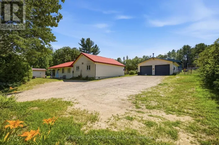 149 BROUSE ROAD, Laurentian Hills