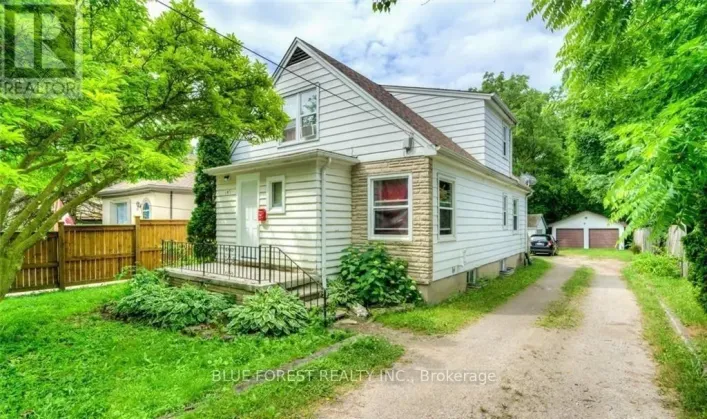 149 FOREST HILL AVENUE, London South