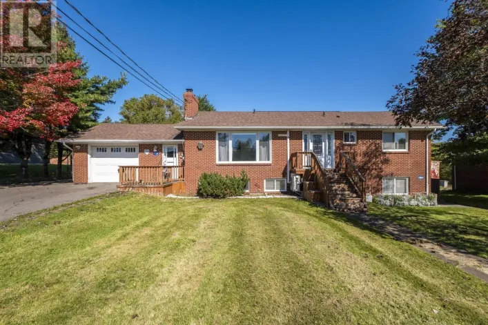 149 Glenwood Drive, Truro