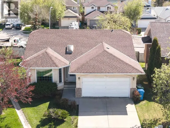 149 Sceptre Court NW, Calgary