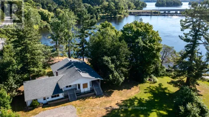 149 WILLIAM STREET, Parry Sound