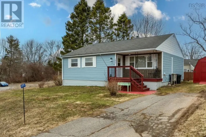 1491 Crossley Court, Windsor