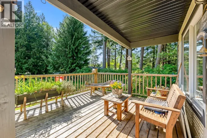 1495 Baikie Rd, Denman Island