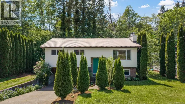 1495 Hobson Ave, Courtenay