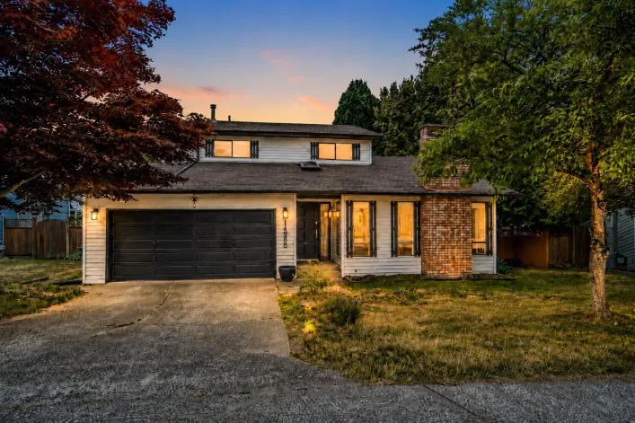 14956 20 AVENUE, Surrey