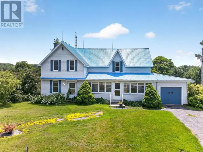 1497 SUNBURY ROAD, Frontenac