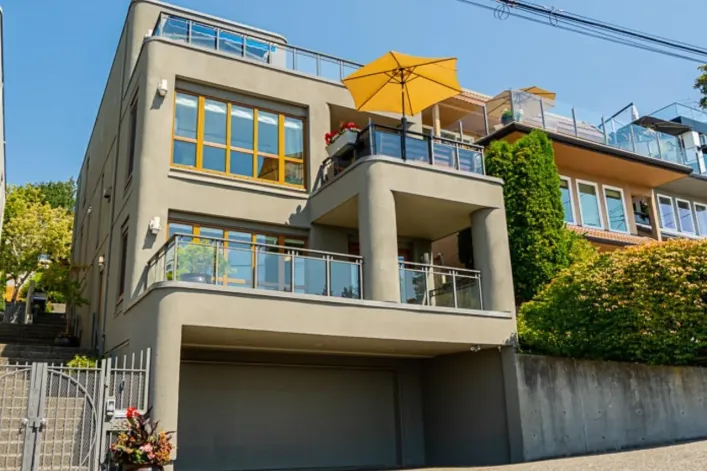 14971 BLACKWOOD LANE, White Rock