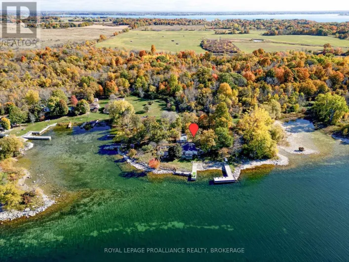 14B MORGAN'S POINT LANE, Frontenac Islands