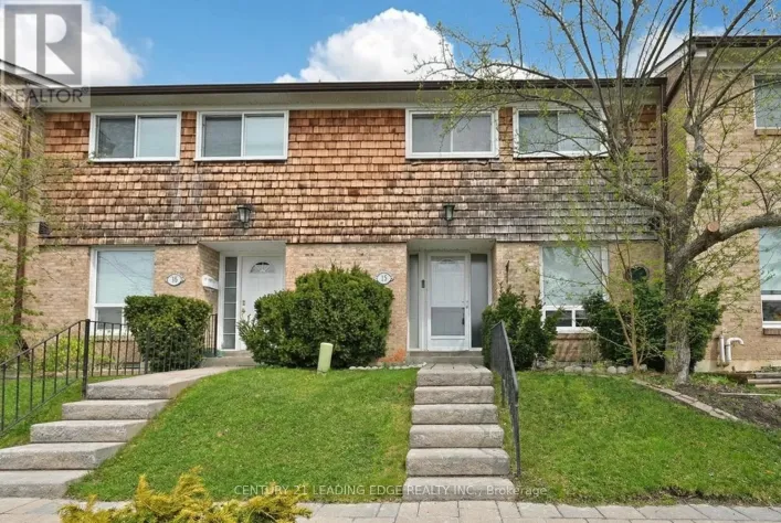 15 - 1 WOOTTEN WAY S, Markham