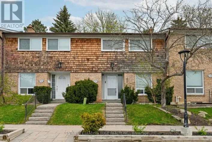 15 - 1 WOOTTEN WAY S, Markham