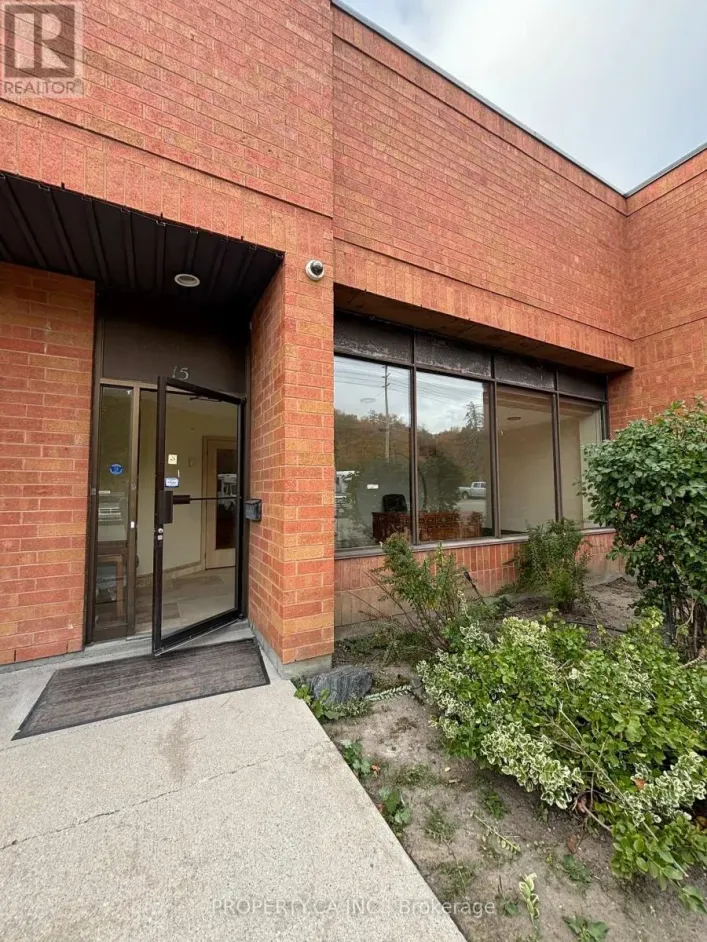 15 - 109 FERNSTAFF COURT, Vaughan