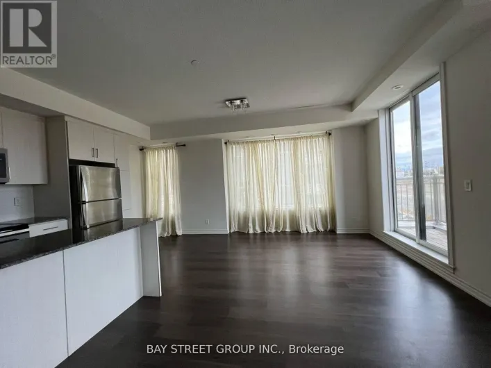 15 - 115 LONG BRANCH AVENUE, Toronto