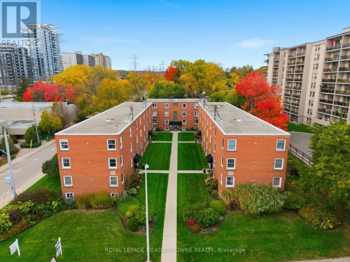 15 - 1351 LAKESHORE ROAD, Burlington