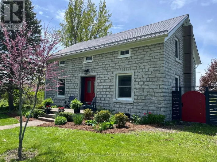 15 14TH LINE ROAD, Frontenac Islands