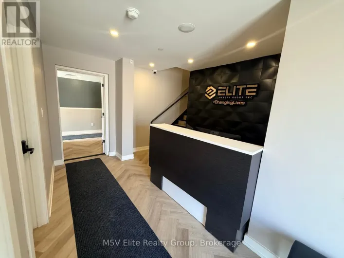 15 & 16 - 250 REGINA ROAD, Vaughan