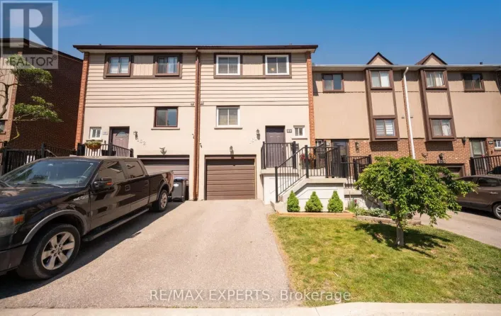 15 - 161 MOREGATE CRESCENT, Brampton