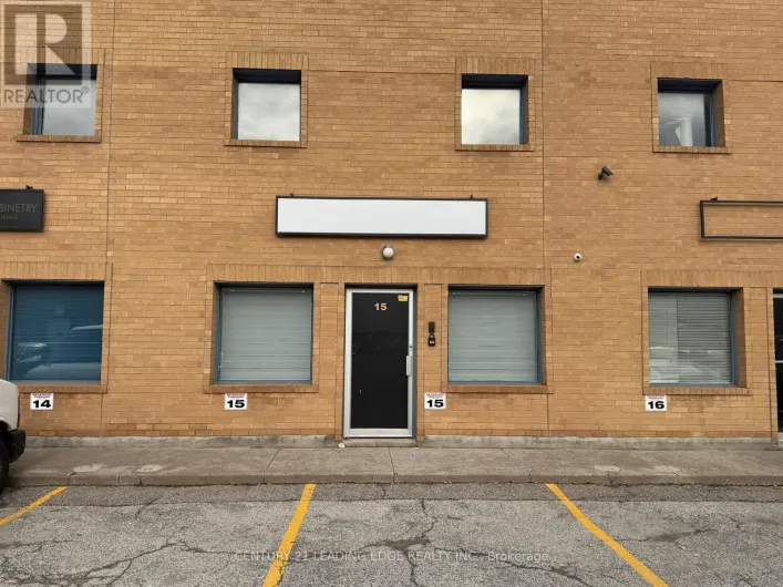 15 - 167 APPLEWOOD CRESCENT, Vaughan