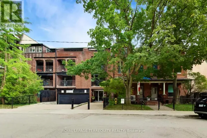 15 - 17 PEMBROKE STREET, Toronto
