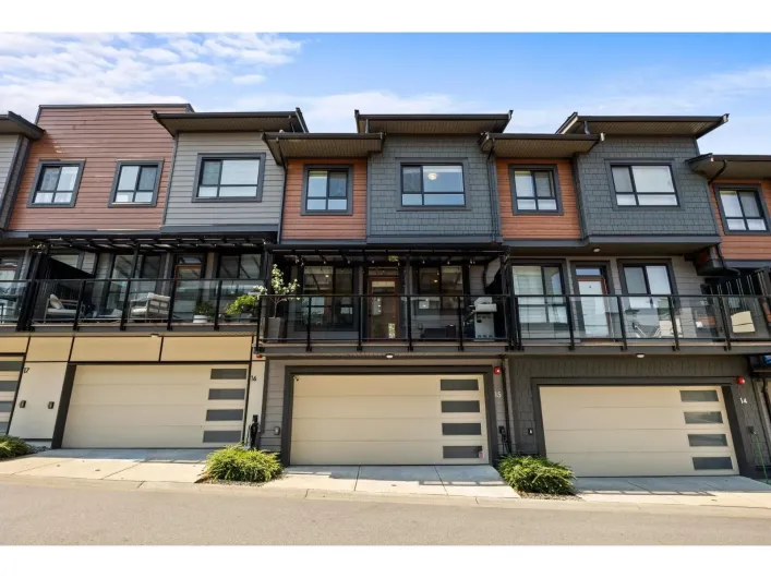 15 20150 81 AVENUE, Langley