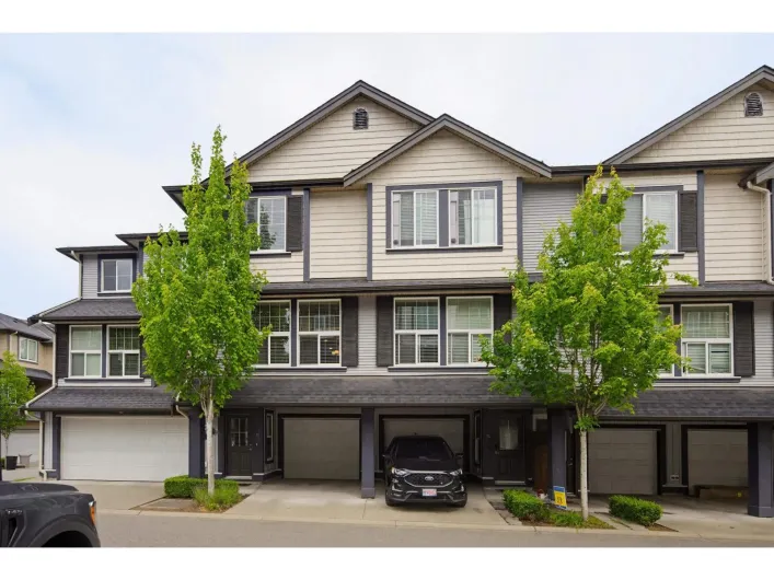 15 20831 70 AVENUE, Langley