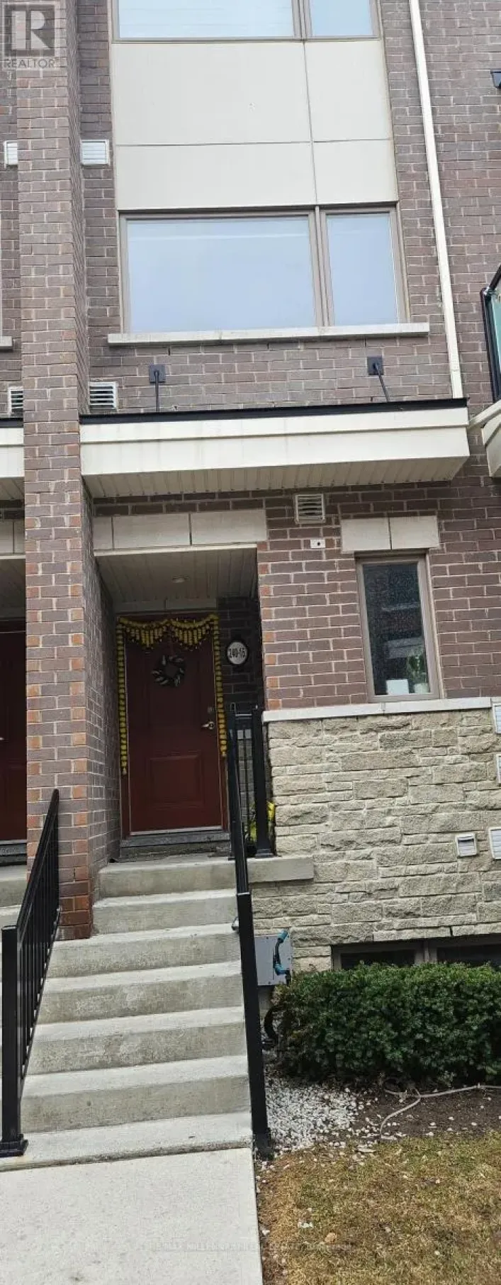 15 - 240 LAGERFELD DRIVE, Brampton