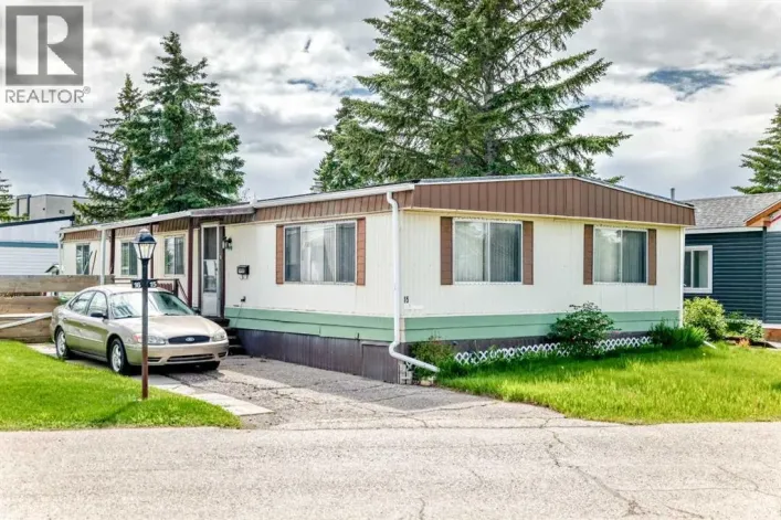 15, 3223 83 Street NW, Calgary