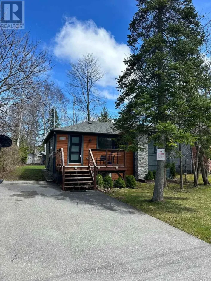 15 61ST STREET S, Wasaga Beach