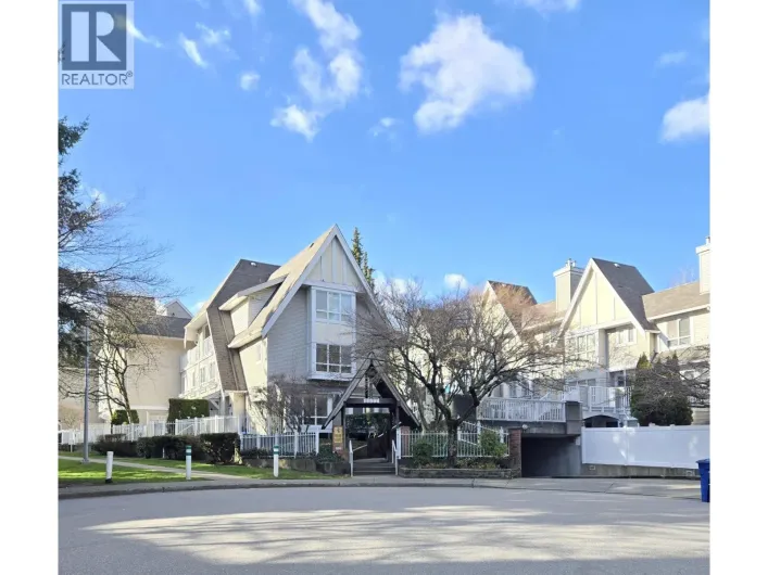 15 6577 SOUTHOAKS CRESCENT, Burnaby