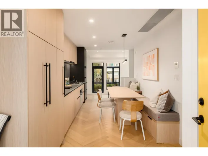 15 6778 OAK STREET, Vancouver