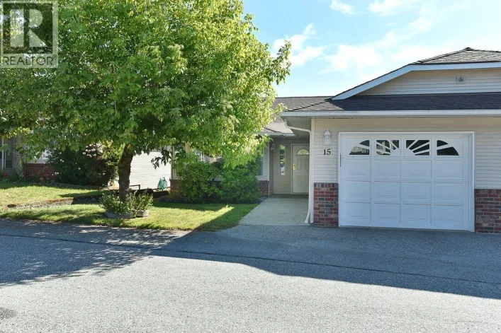 15 820 KIWANIS WAY, Gibsons