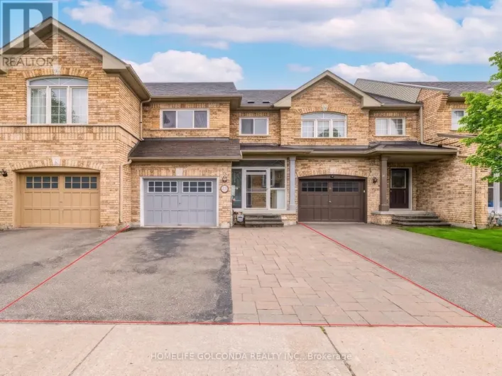 15 AMULET CRESCENT, Richmond Hill