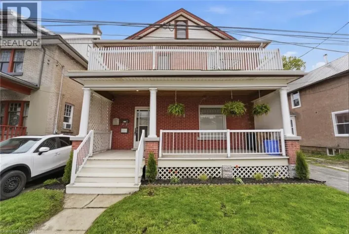 15 AVENUE Place, Welland