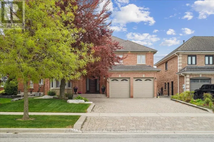 15 BROWNLEE AVENUE, Vaughan