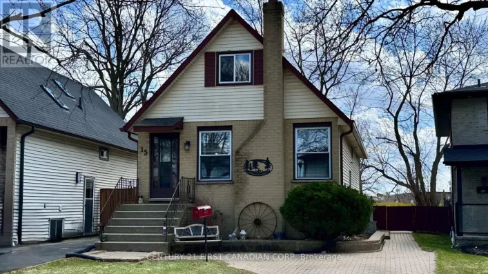 15 CHANCTON CRESCENT, London South